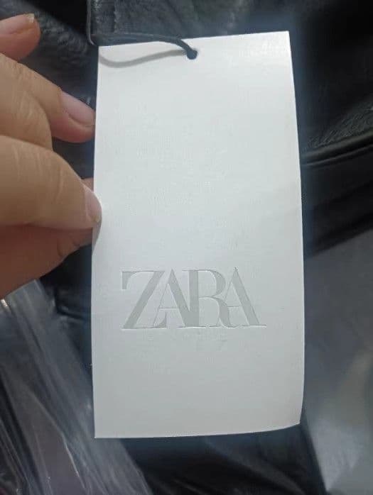 tem　XS