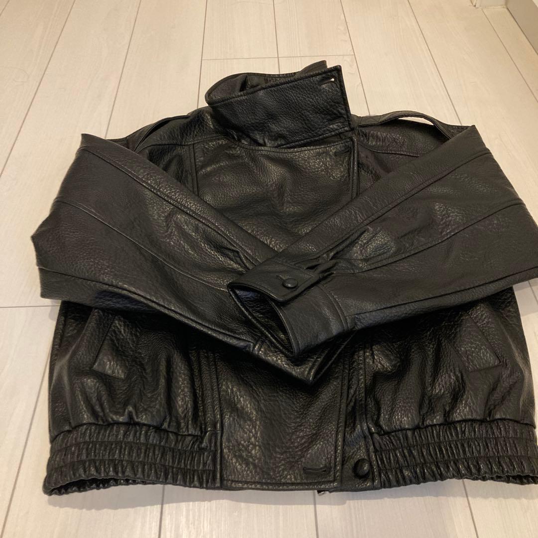 大人気　ZARAレザージャケット