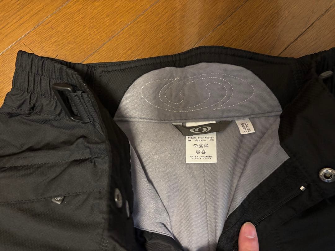 SALOMON スノーウェア　上下セット