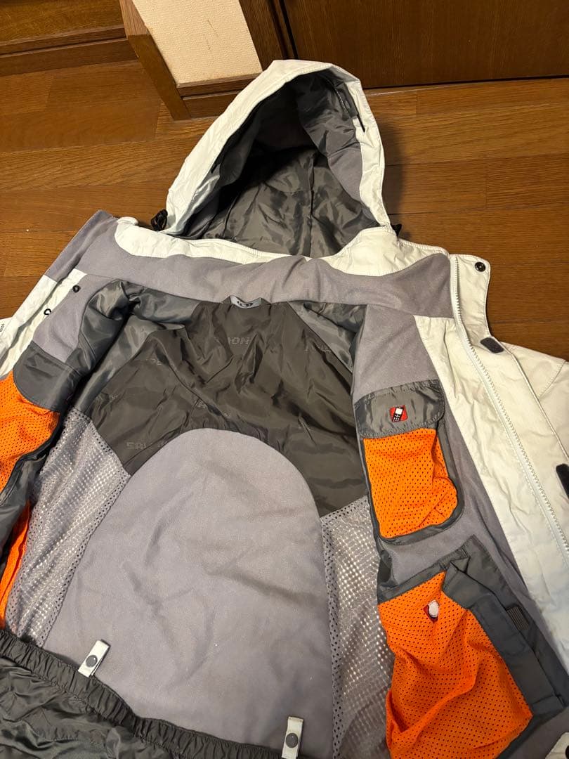 SALOMON スノーウェア　上下セット