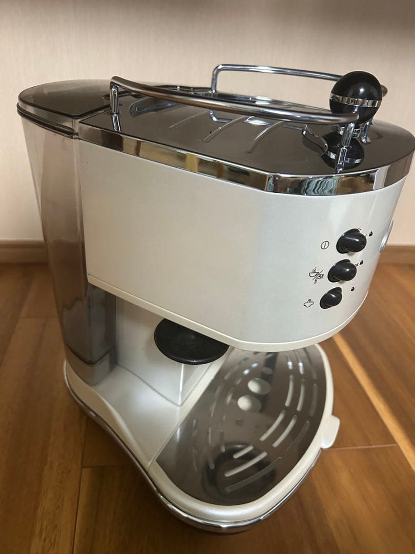 DELONGHI エスプレッソマシン/EC0310W