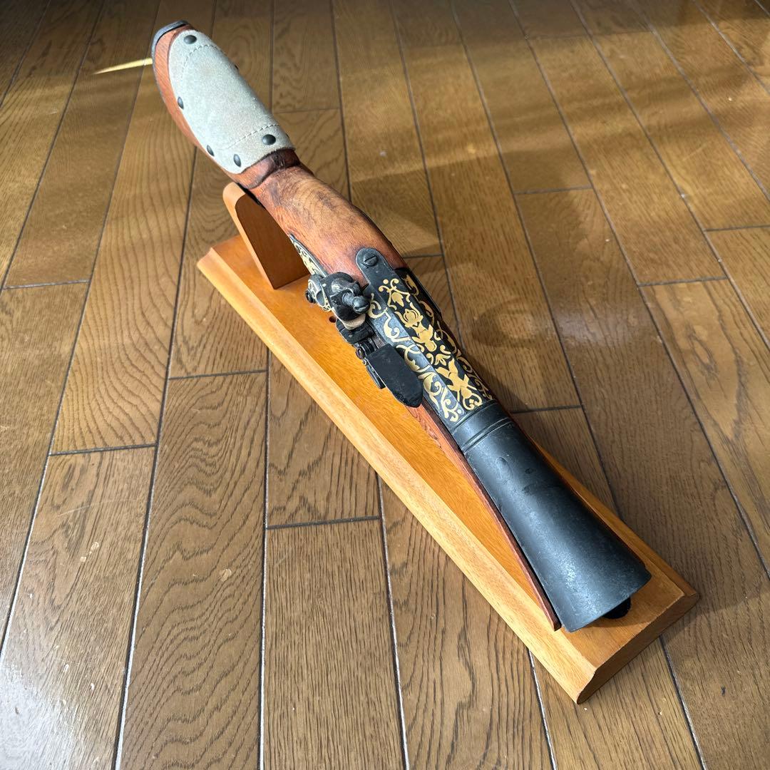 木製クラシックライフル置物
