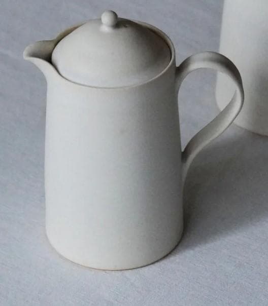 【新品】大和田友香 蓋付きピッチャー・カップ&ソーサー 2客 白マット