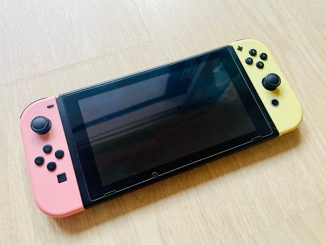 Nintendo Switch 本体 【Joy-ConだけJunk】