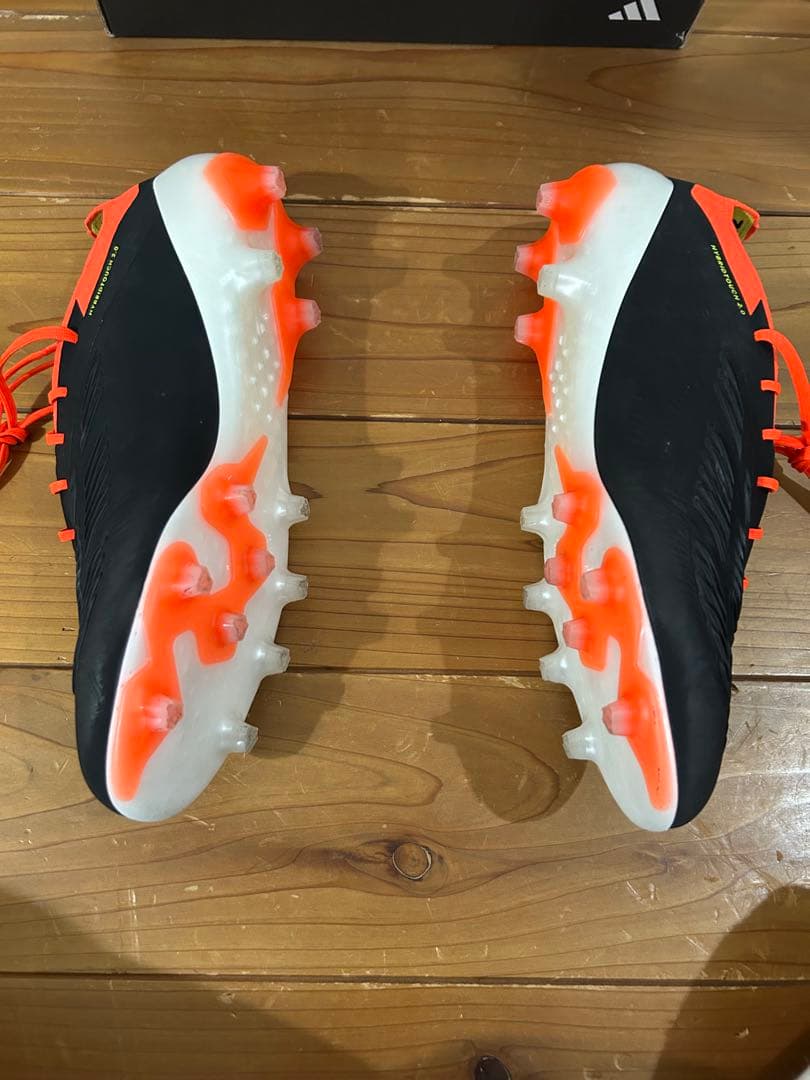 adidas サッカースパイク　プレデター24 ELITE L AG