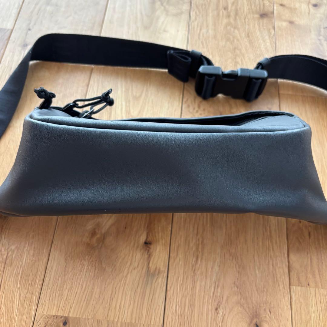 【新品】Supreme 23FW Leather Waist Bag ブラック