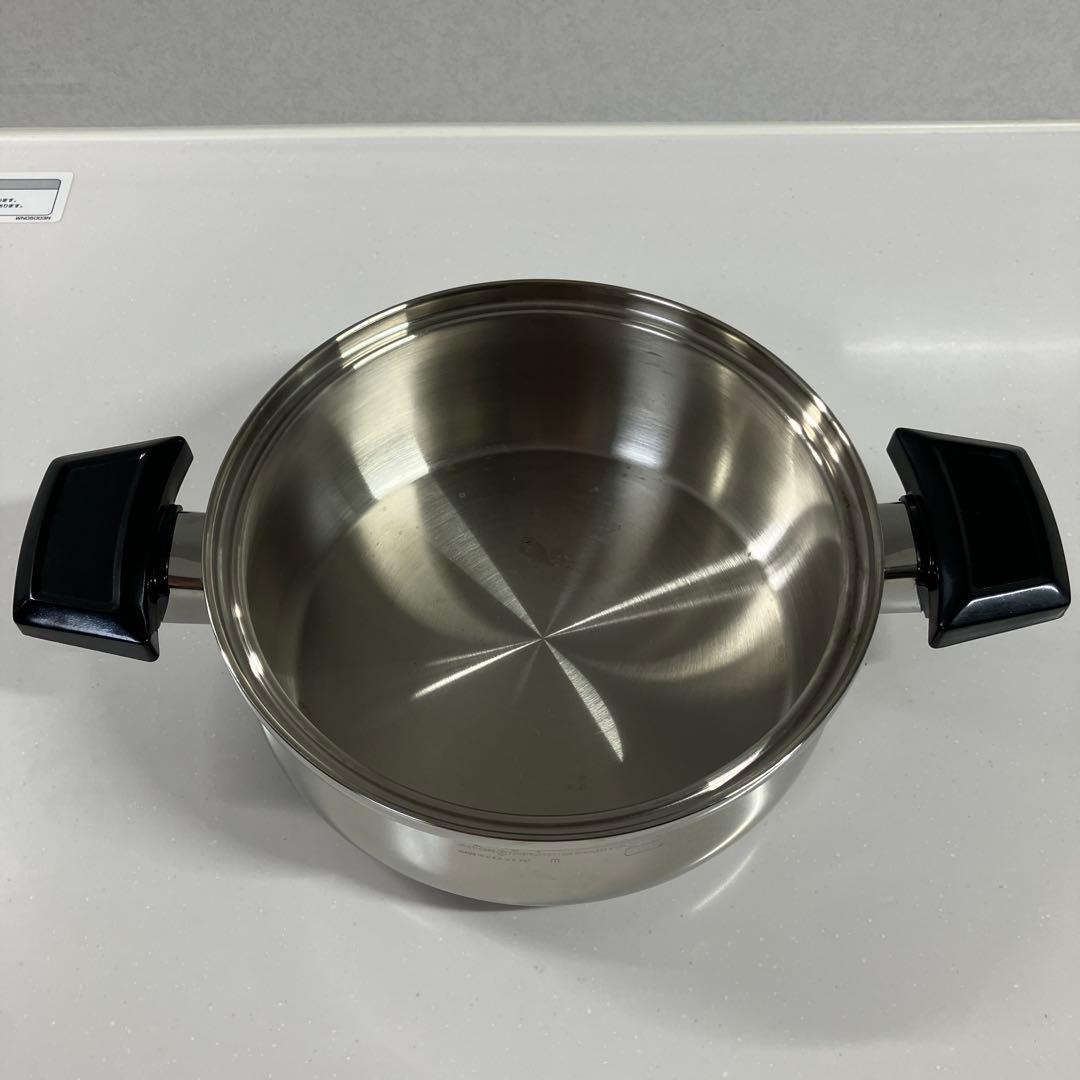 ロイヤルクイーン　20cm 両手鍋　蓋無し