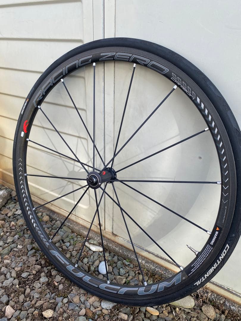 フルクラム　レーシングゼロカーボン　700c