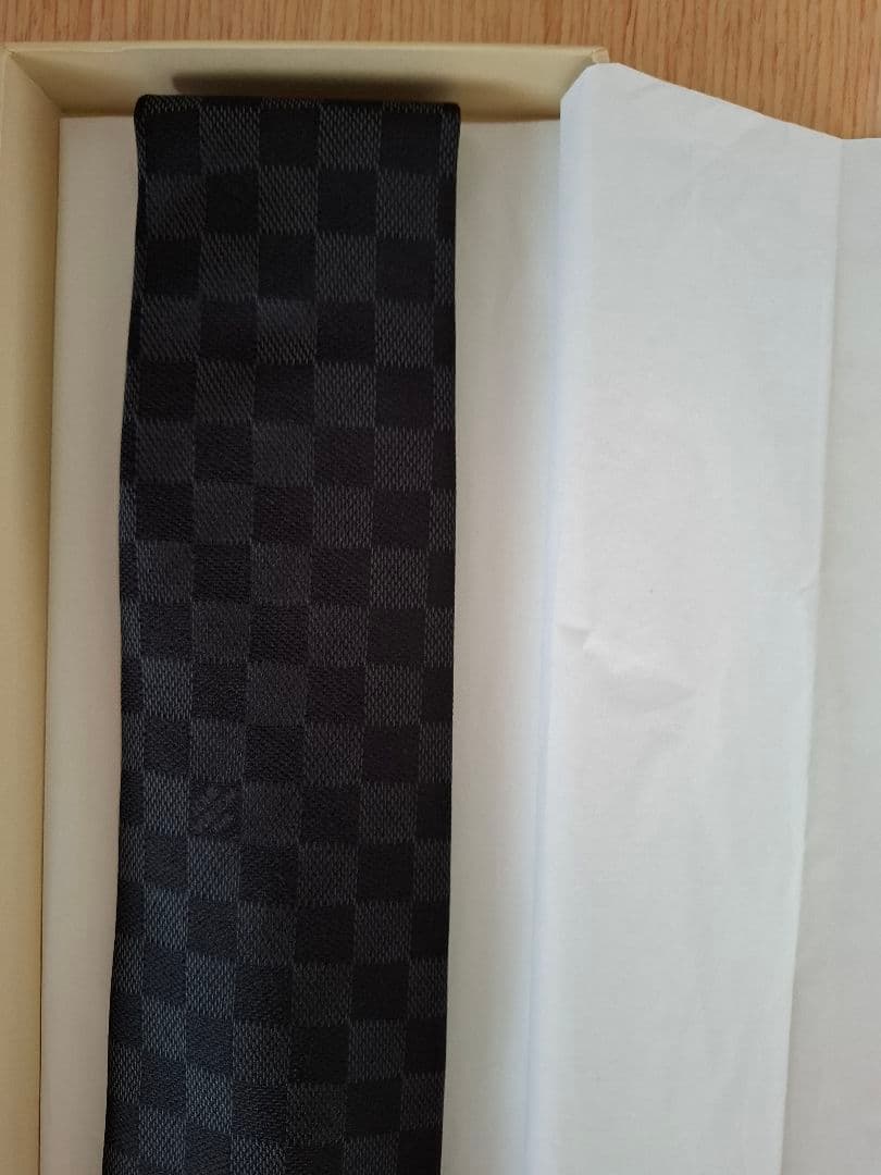 えりぃ　LOUIS VUITTON ブラック ダミエネクタイ　新品未使用品