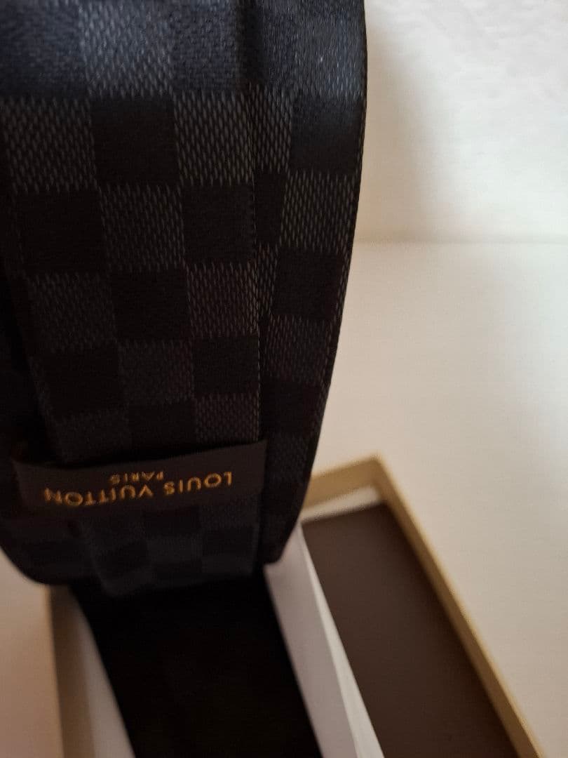 えりぃ　LOUIS VUITTON ブラック ダミエネクタイ　新品未使用品