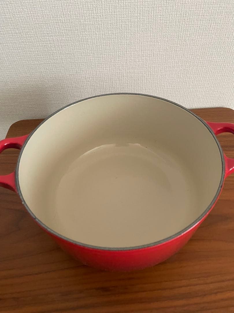 LE CREUSET ル・クルーゼ ２０チェリーレッド 赤 両手鍋ココットロンド