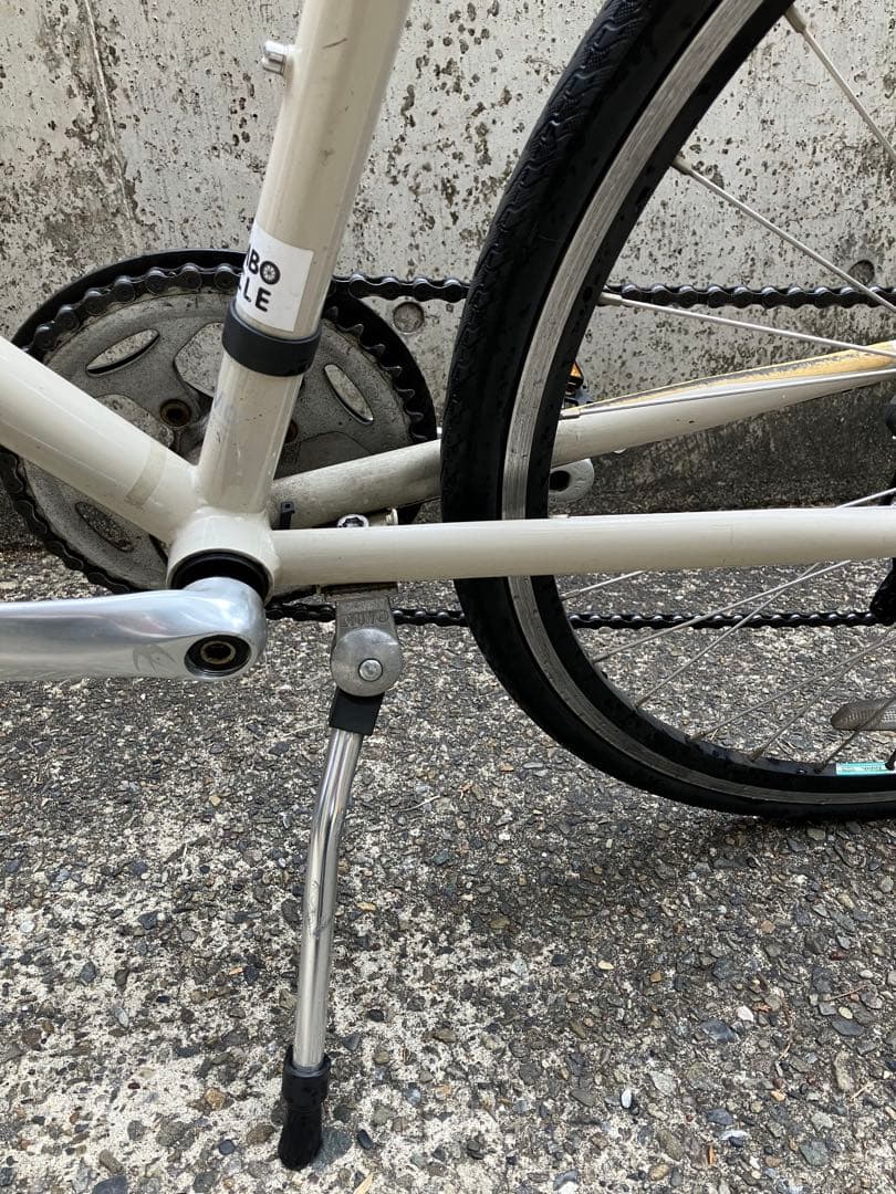 ARAYAツバメ自転車ライトベージュ色 シティサイクル 空気入れ(配送別)