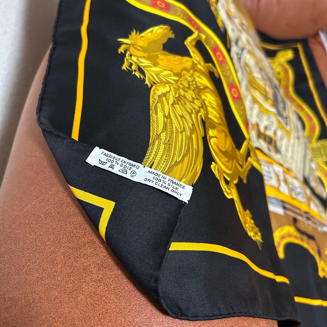 HERMES スカーフ 黒 金 中古 保管品 美品
