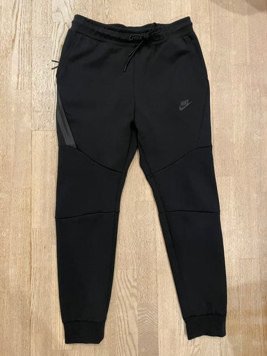 ☆極美品！☆NIKE テックフリース ジョガーパンツ ブラック 大人気　M