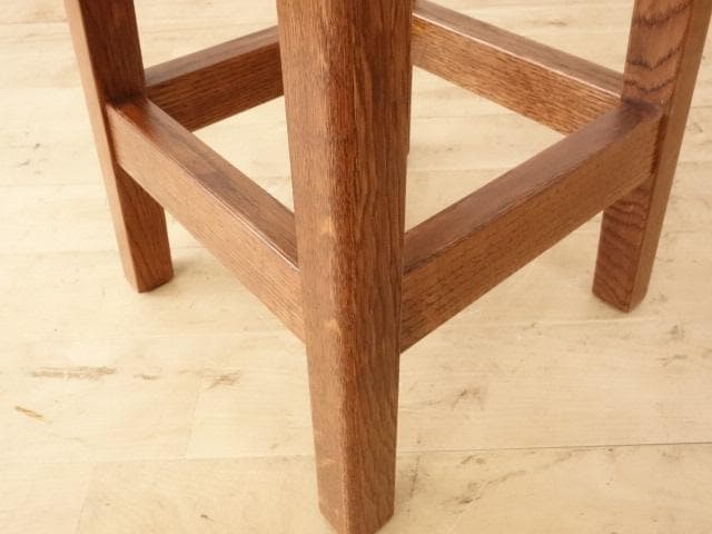 北海道手作り家具　ナラ材　スツール　座面一枚板　勇峰工芸（新）