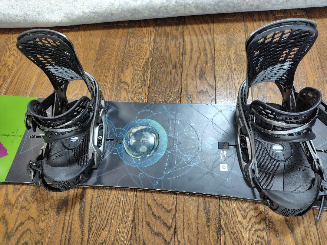 スノーボード Burton CUSTOM 154cm + BURTON GENESIS