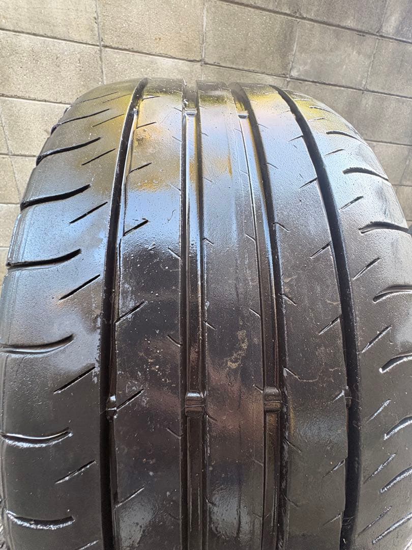 DUNLOP 235/40R19 2本