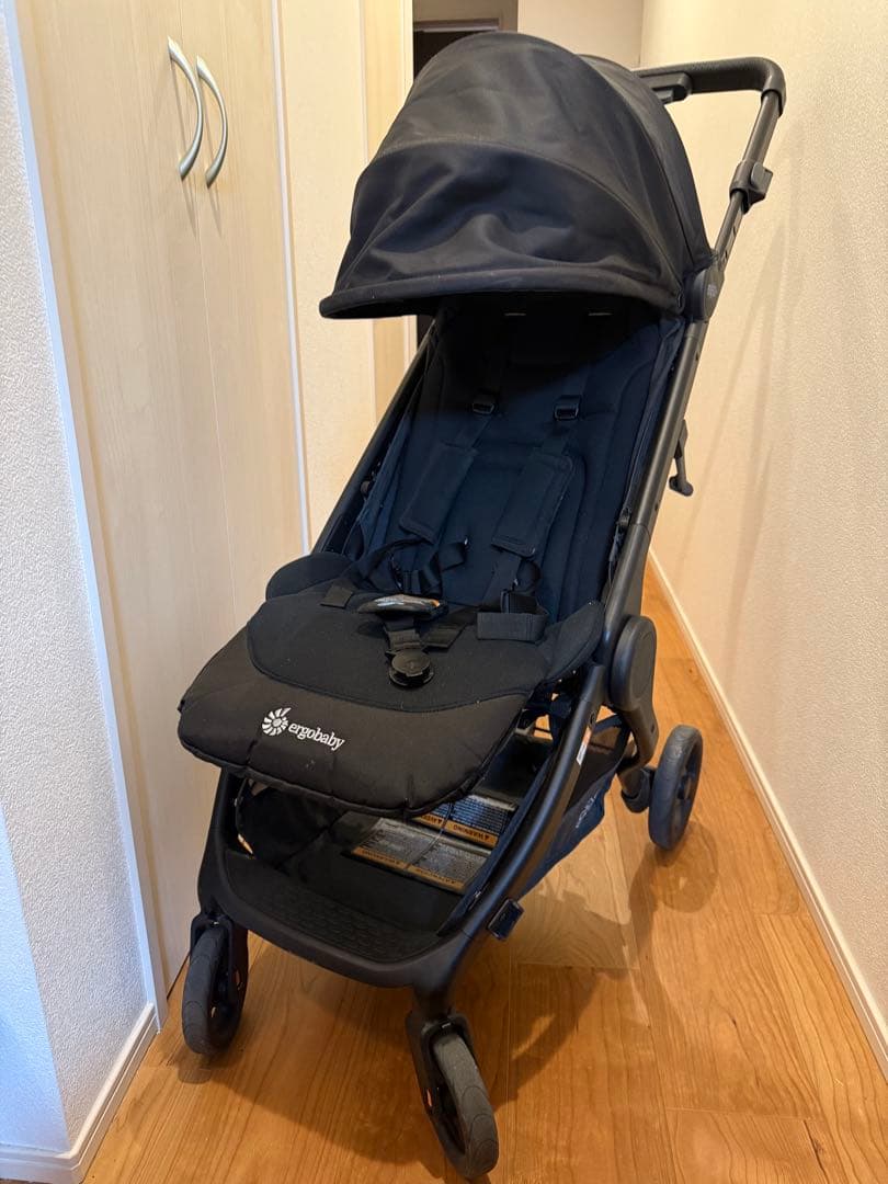折りたたみ式ベビーカー ブラック