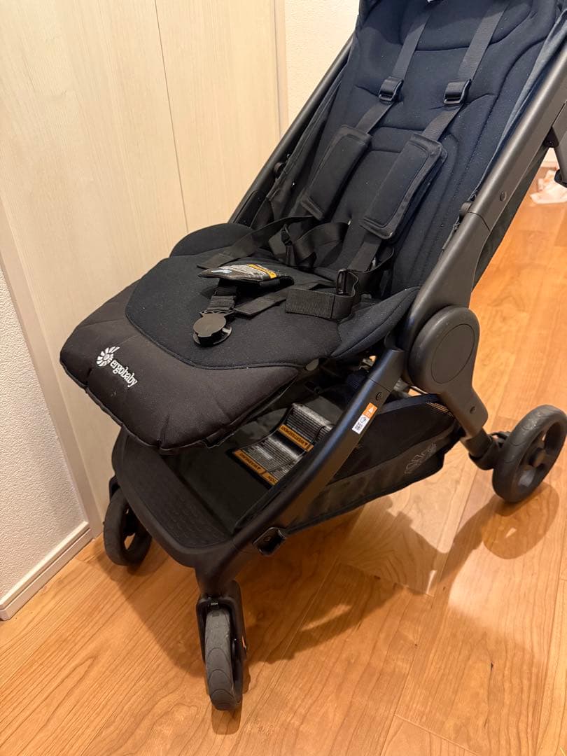 折りたたみ式ベビーカー ブラック