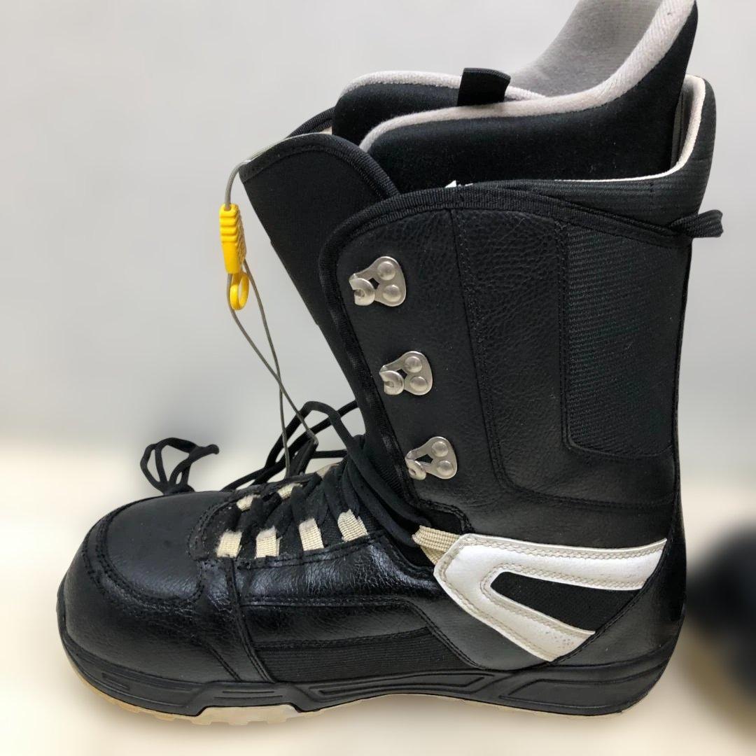 送料無料 BURTON TRIBUTE バートン スノーボードブーツ 51113