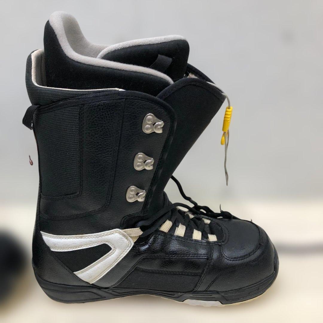 送料無料 BURTON TRIBUTE バートン スノーボードブーツ 51113
