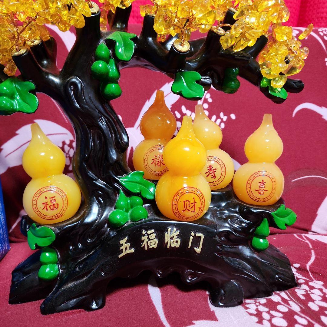 福を呼ぶ樹脂製置物