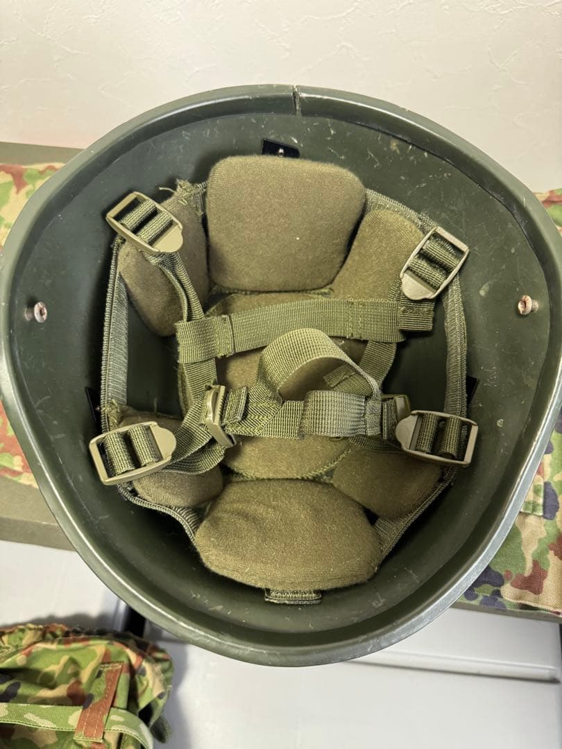 【レン】楯桜迷彩戦闘服2型　チェックリストリグ、88式鉄帽付き