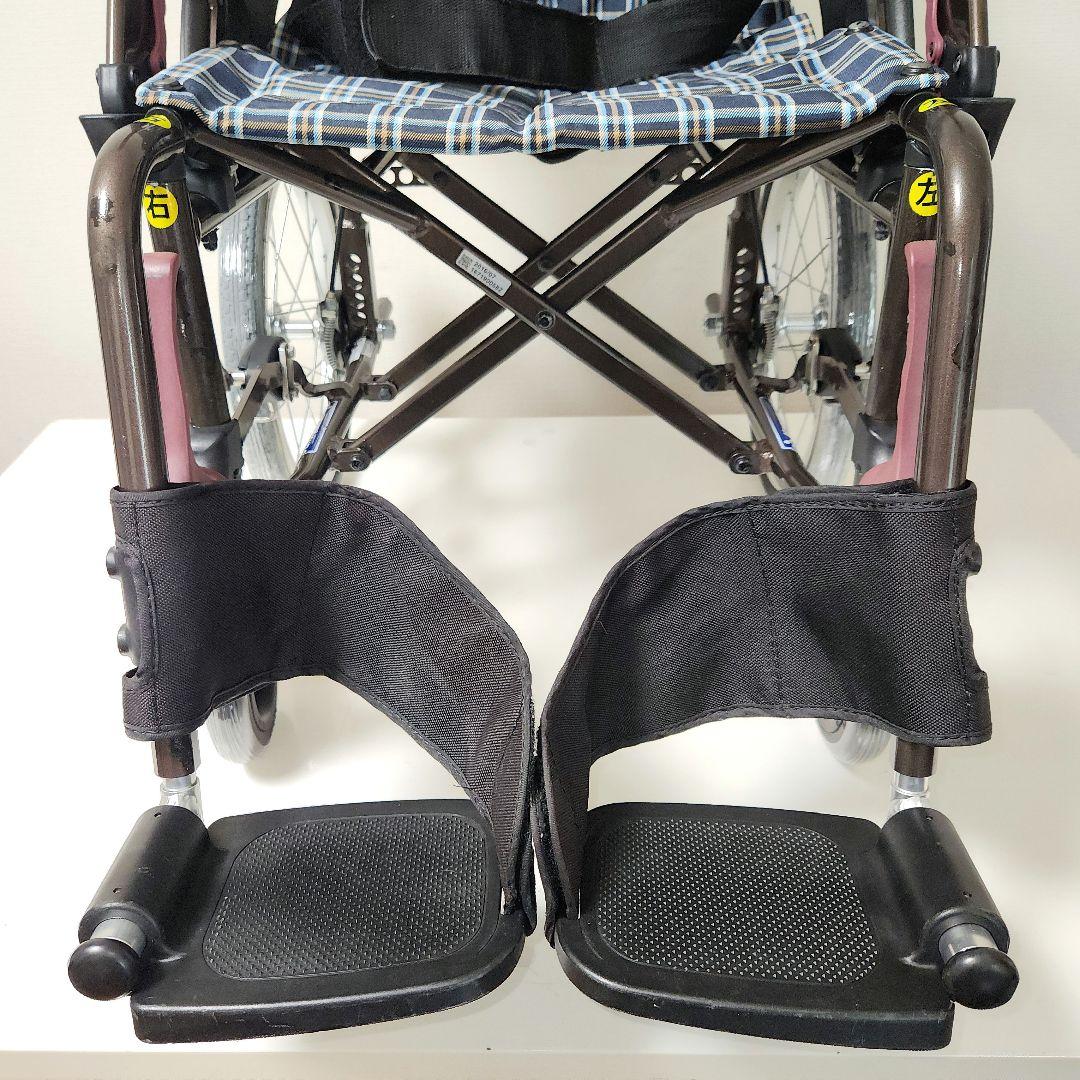 カワムラサイクル　介助用　多機能　ノーパンクタイヤ　車椅子　WAVIT＋