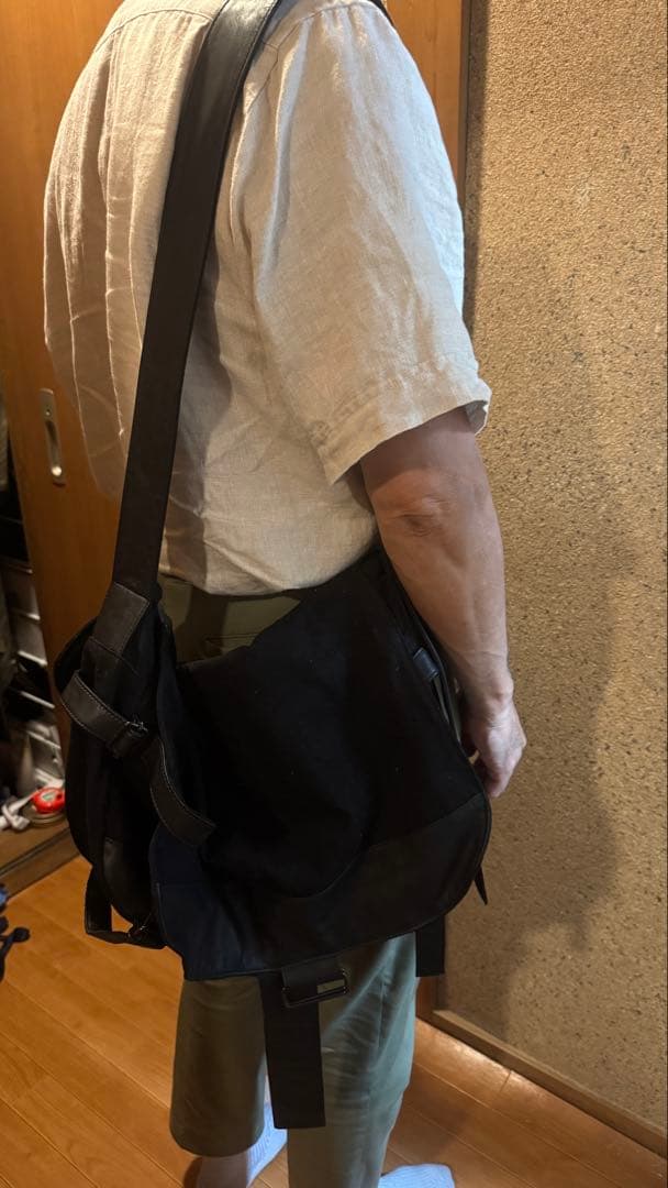 Y’s メッセンジャーバッグ pour homme 極美品