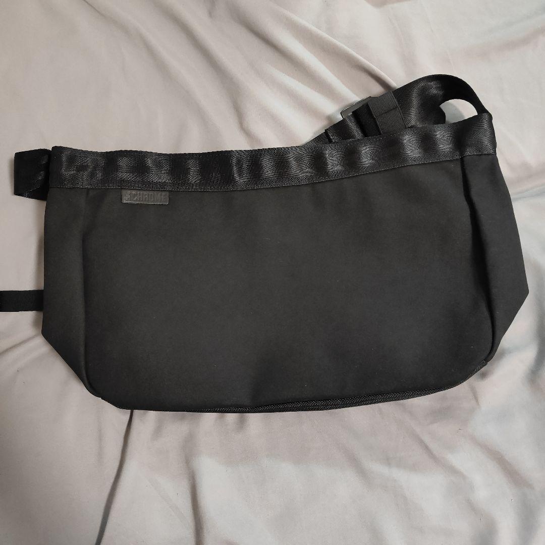 新品NEWSPAPER MESSENGER SM　黒スエード　CHROME