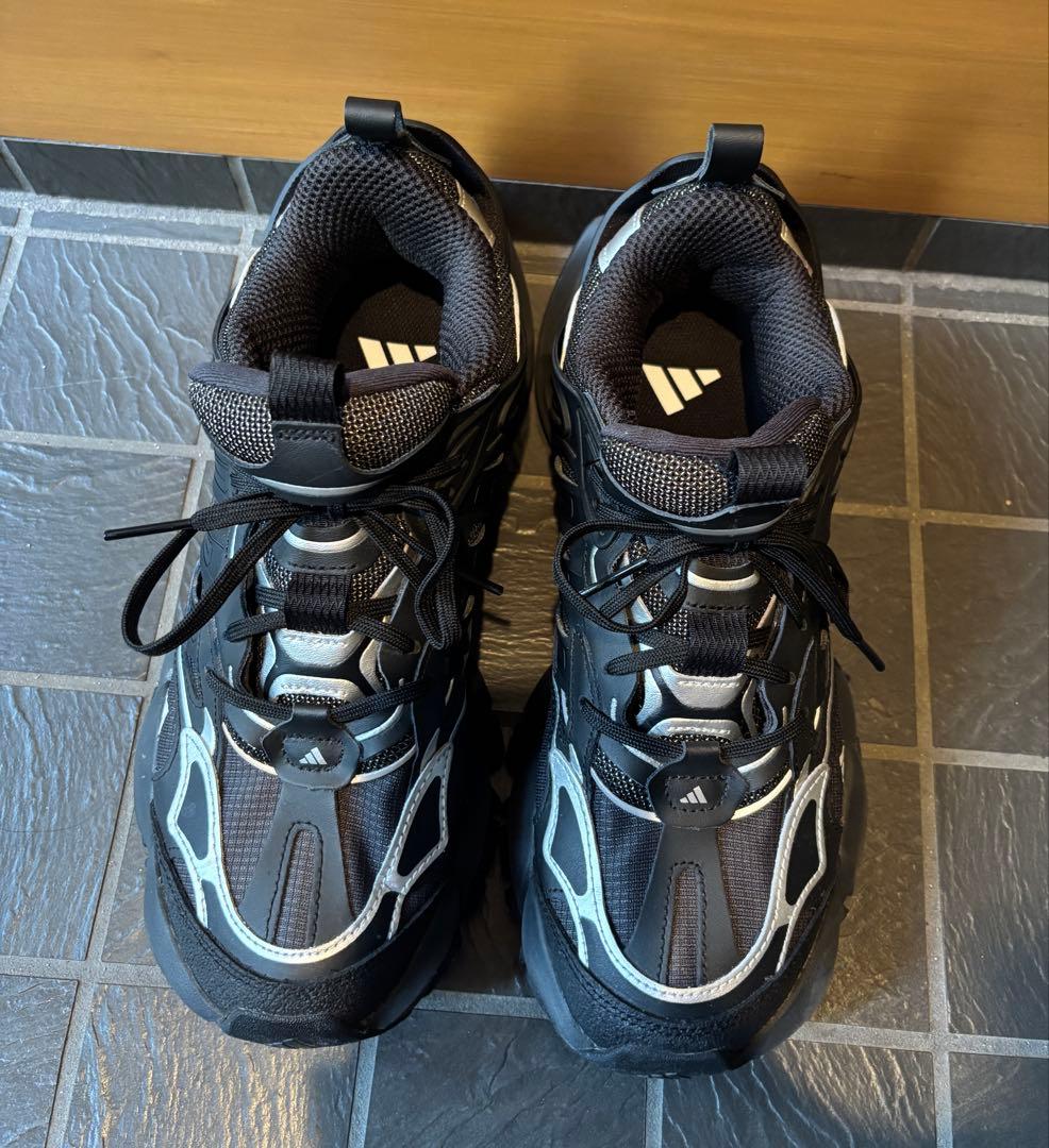 日本未発売 美品 adidas XLG Runner Deluxe black