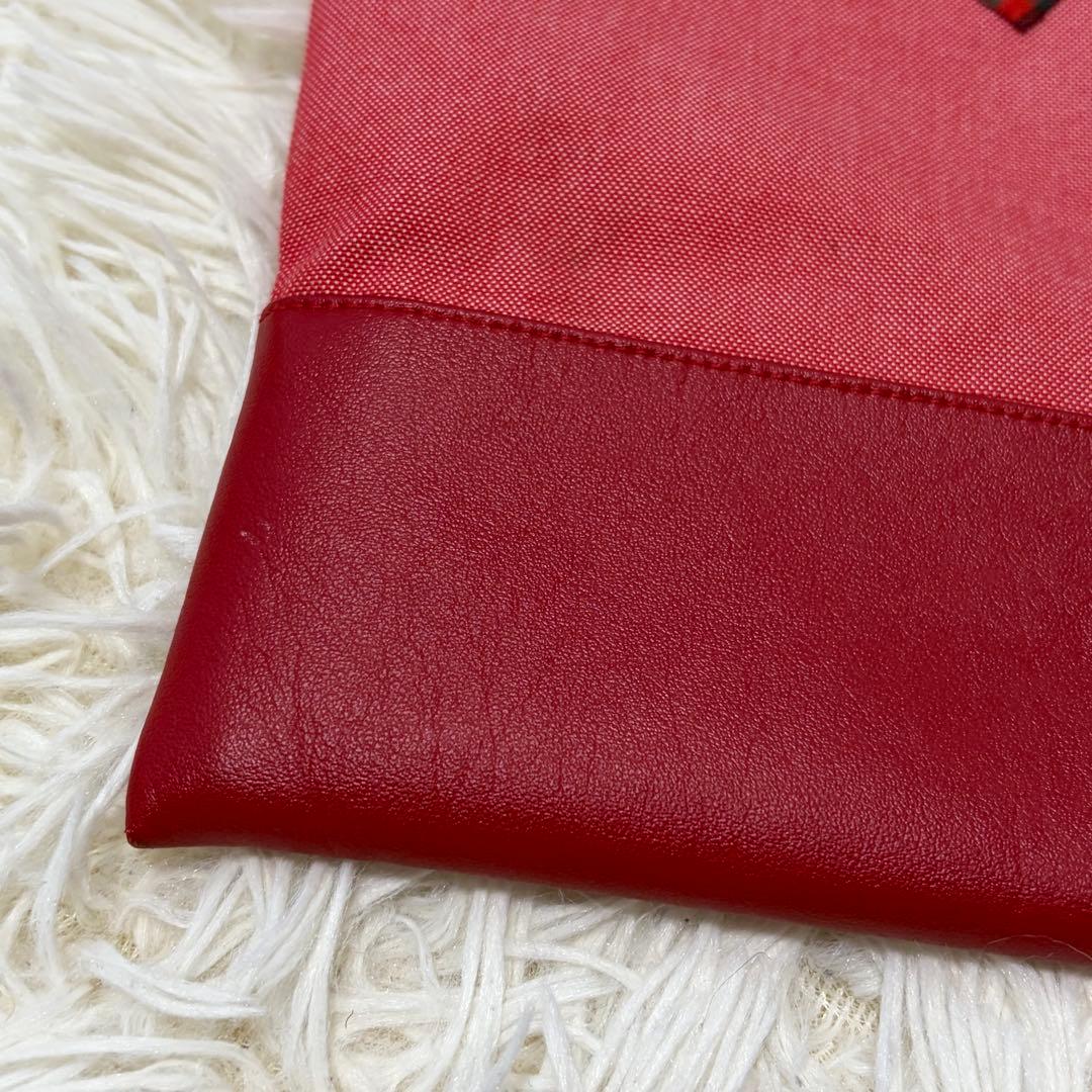 希少✨大人気！familiar デニムバッグ　レッド系　手刺繍