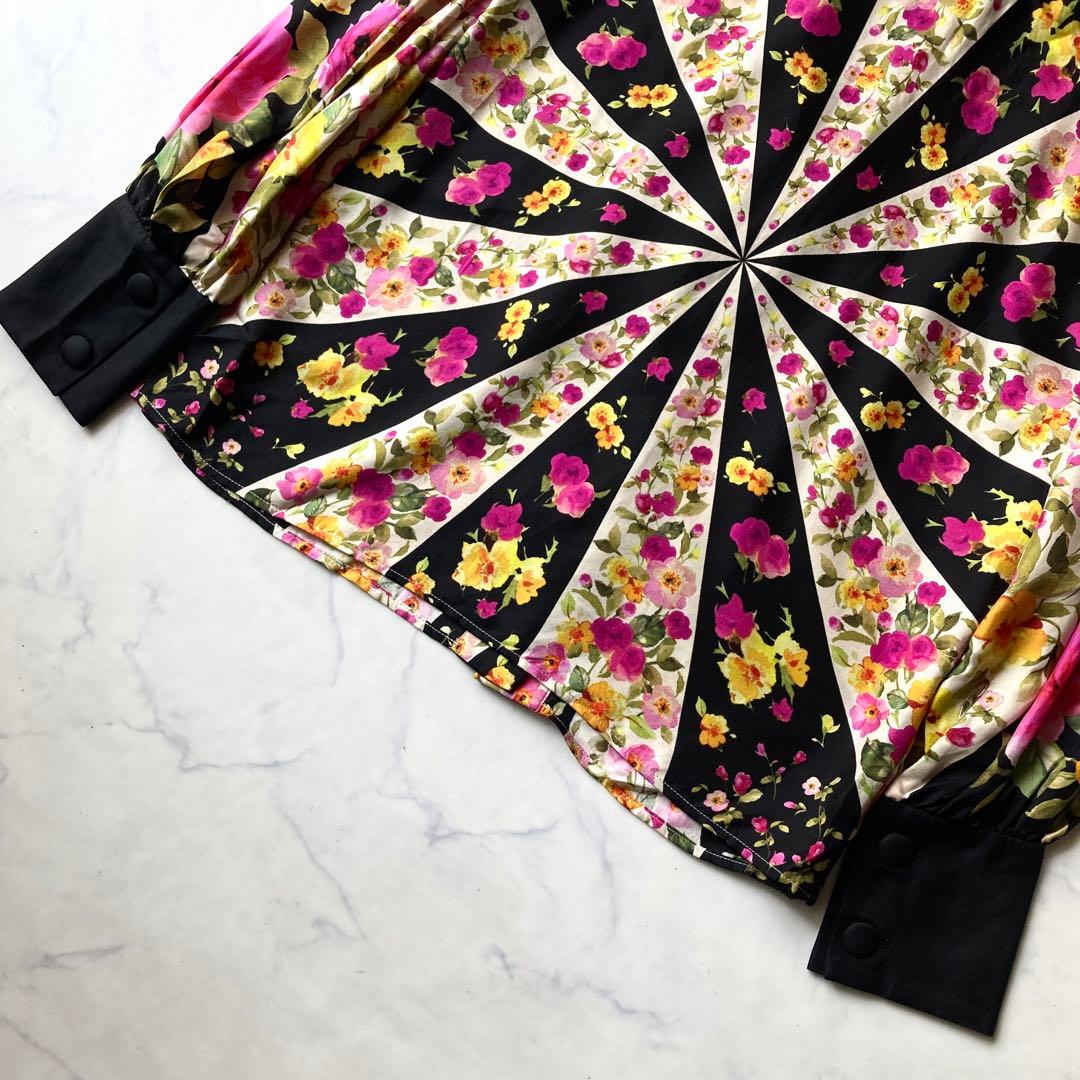 GUCCI グッチ　シャツ　ブラウス　フラワーパターン 花柄　シルク　38