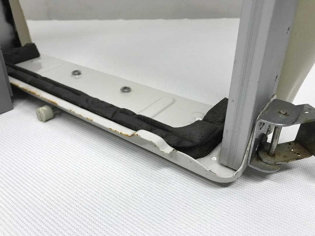 user4e62ffa0様　ハイアール　窓用エアコン　JA-16V　2021年製