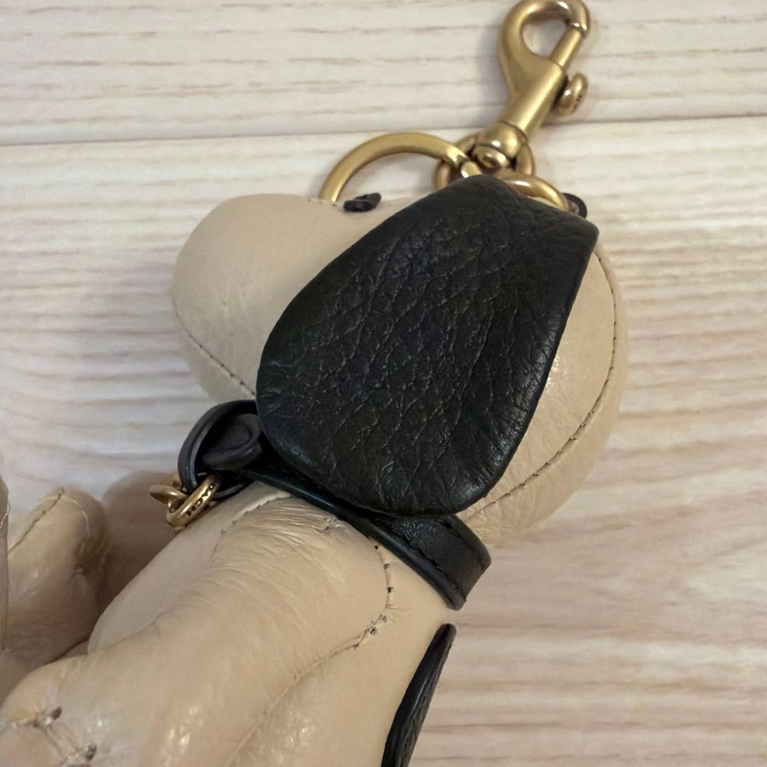 coachスヌーピーレザーキーホルダー