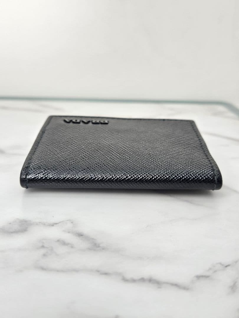 PRADA プラダ サフィアーノレザー ケース ブラック
