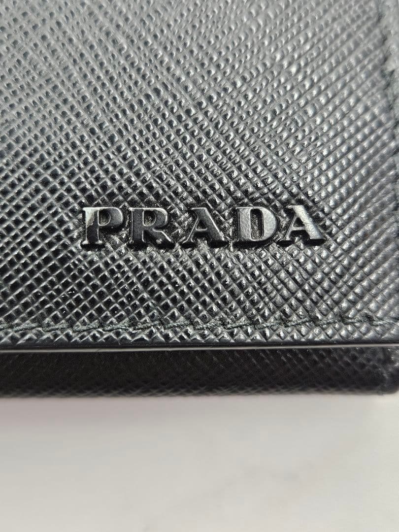 PRADA プラダ サフィアーノレザー ケース ブラック