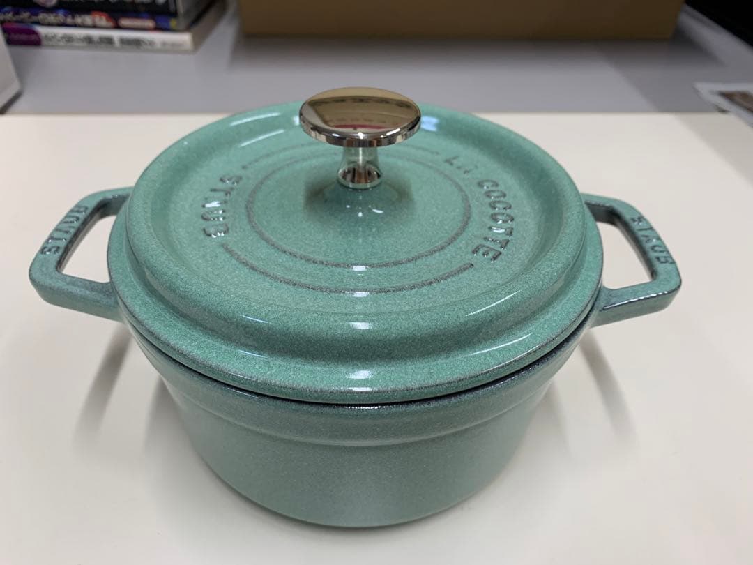 STAUB ストラブ　ピコ・ココット 16 cm セージグリーン