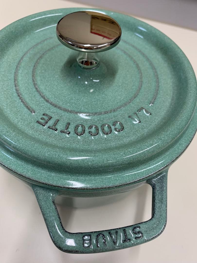 STAUB ストラブ　ピコ・ココット 16 cm セージグリーン