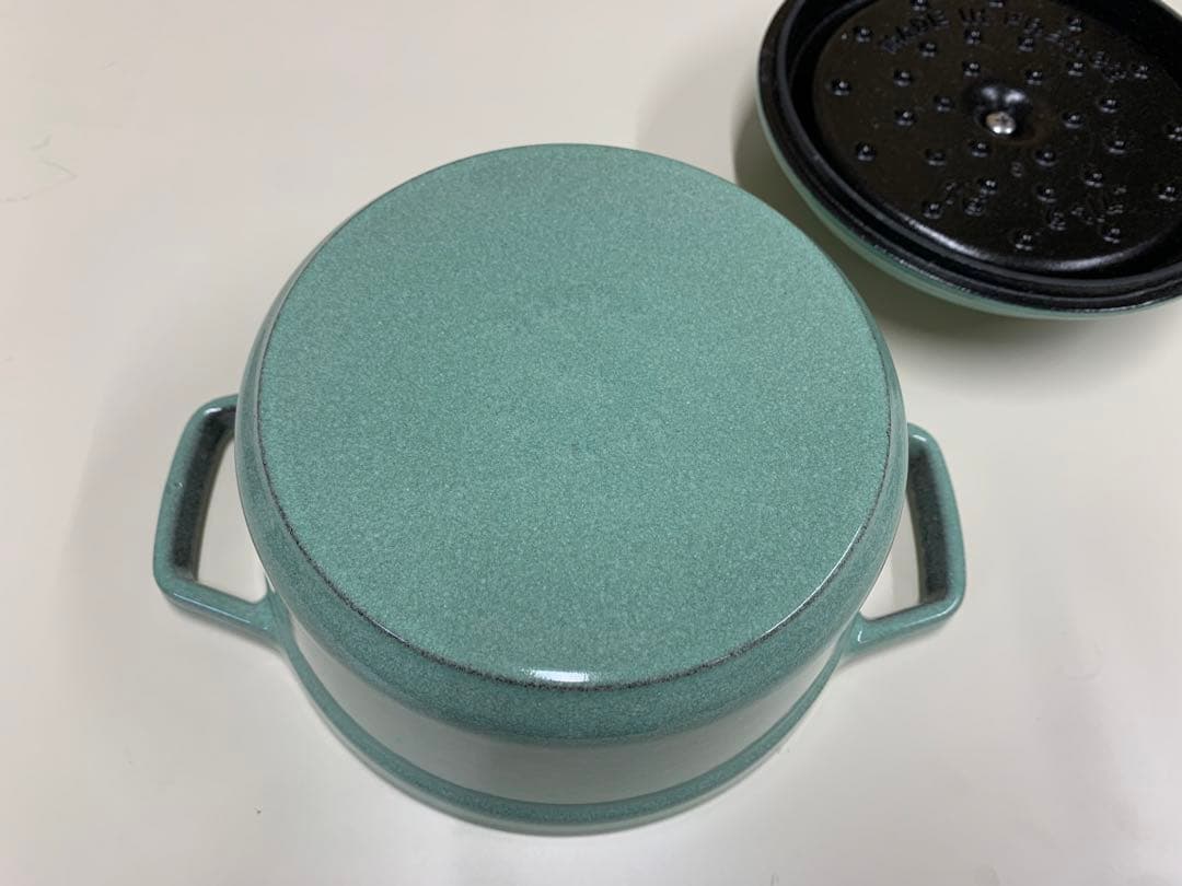 STAUB ストラブ　ピコ・ココット 16 cm セージグリーン