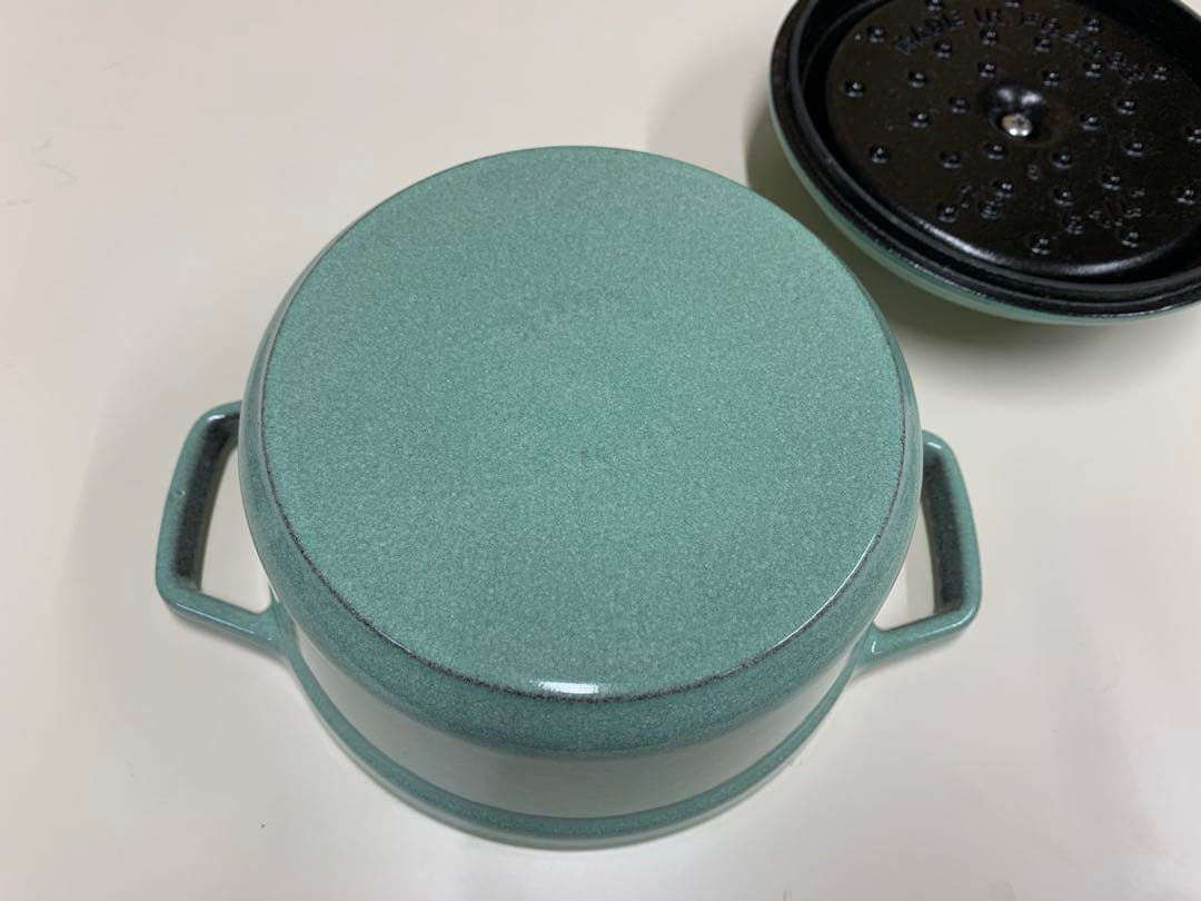 STAUB ストラブ　ピコ・ココット 16 cm セージグリーン