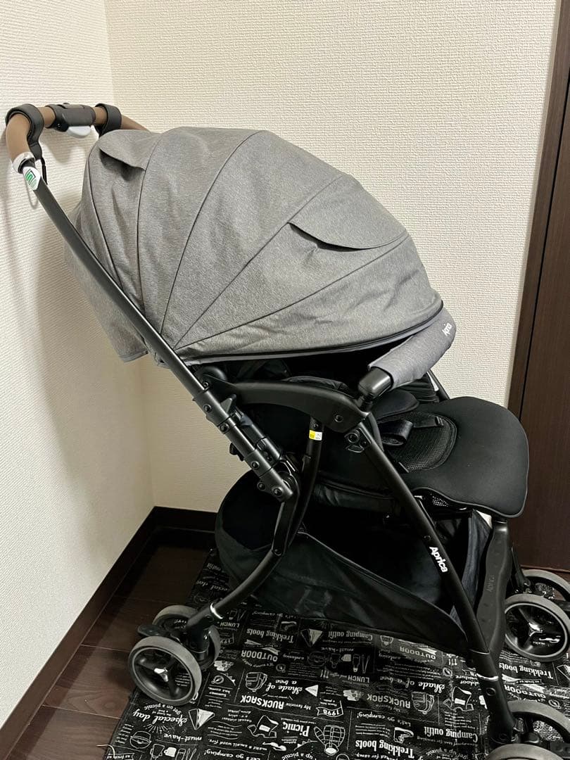 【美品】アップリカ ラクーナクッションAF ベビーカー　2023年モデル　A型