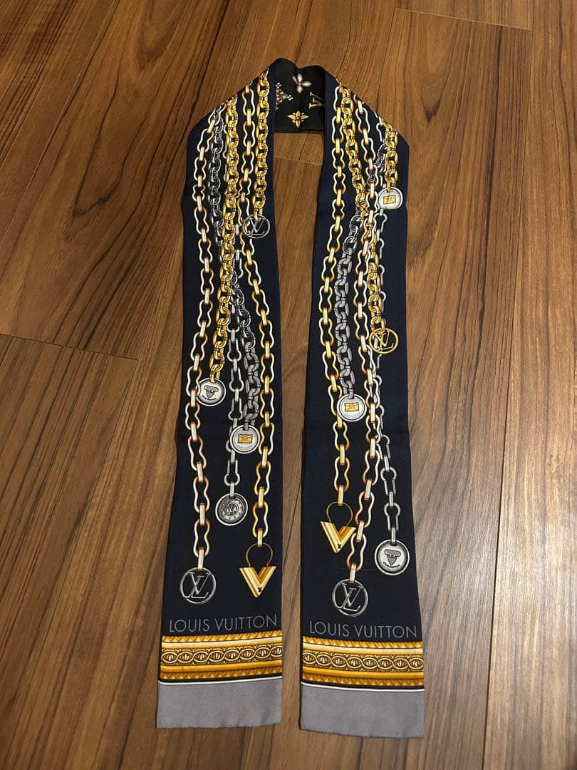 LOUIS VUITTON バンドー