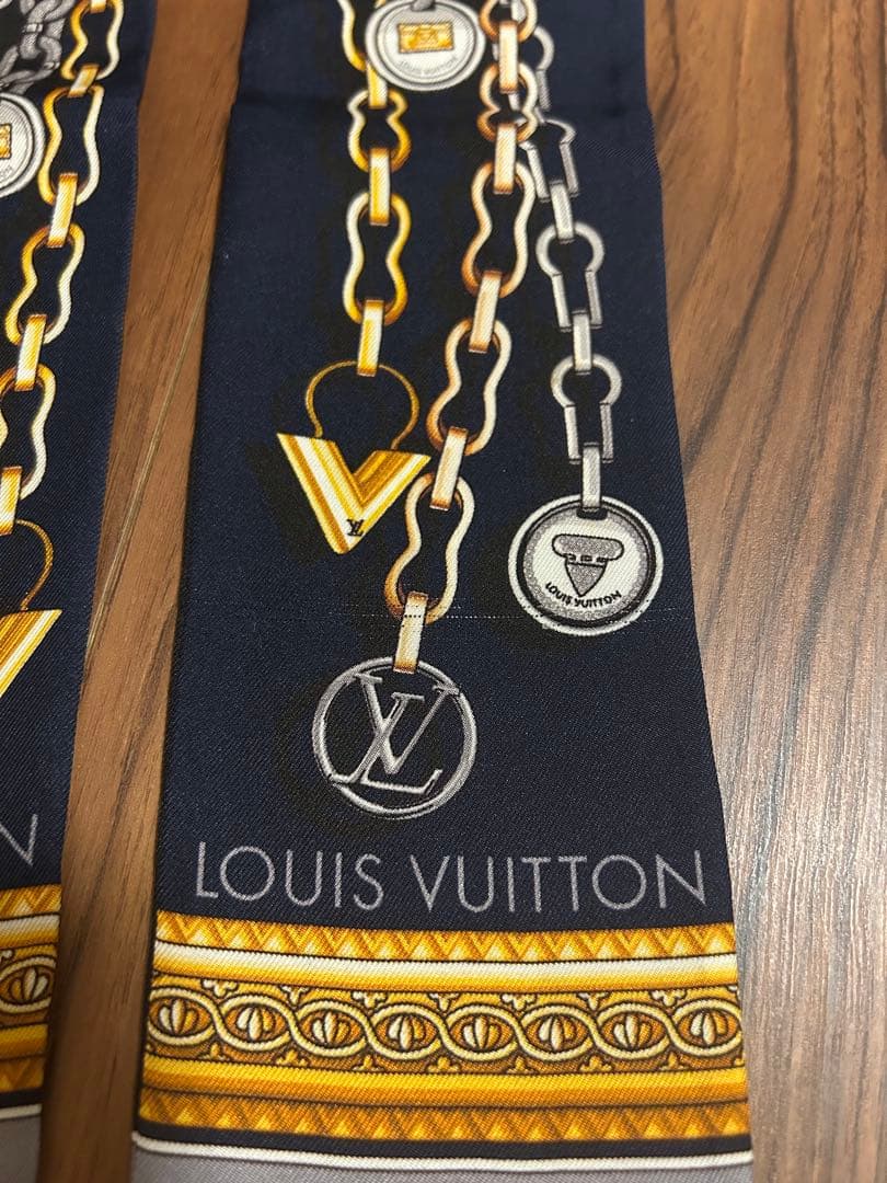 LOUIS VUITTON バンドー