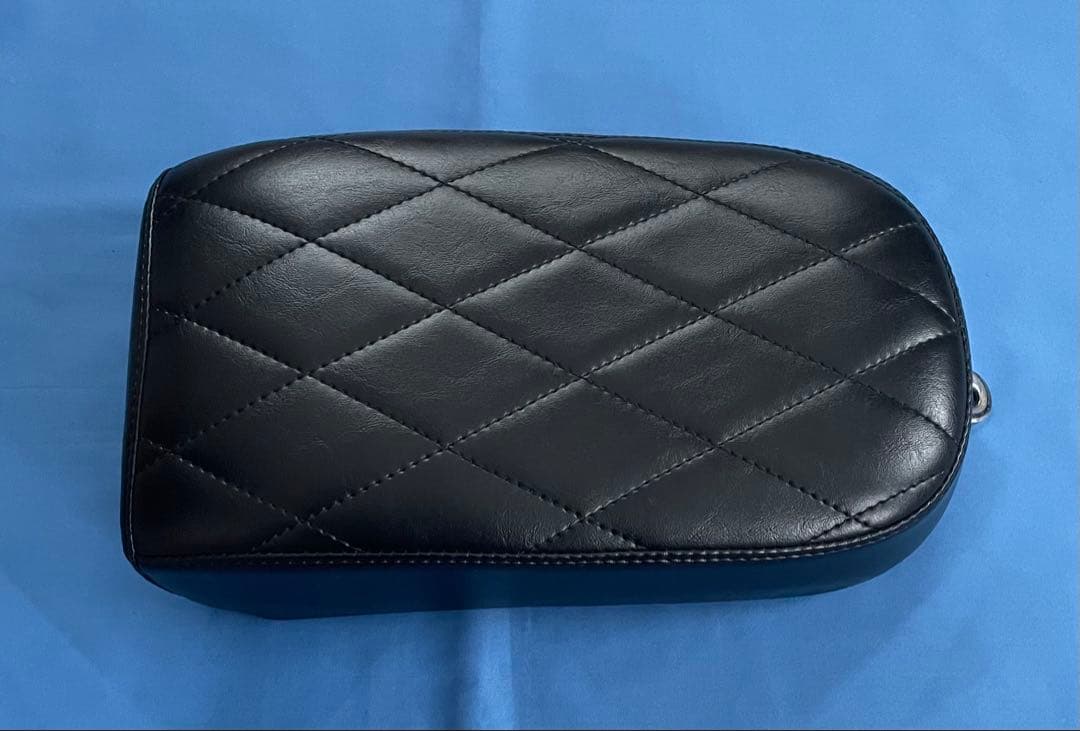 ラペラ　ハーレー　スポーツスター用　ピリオンシート