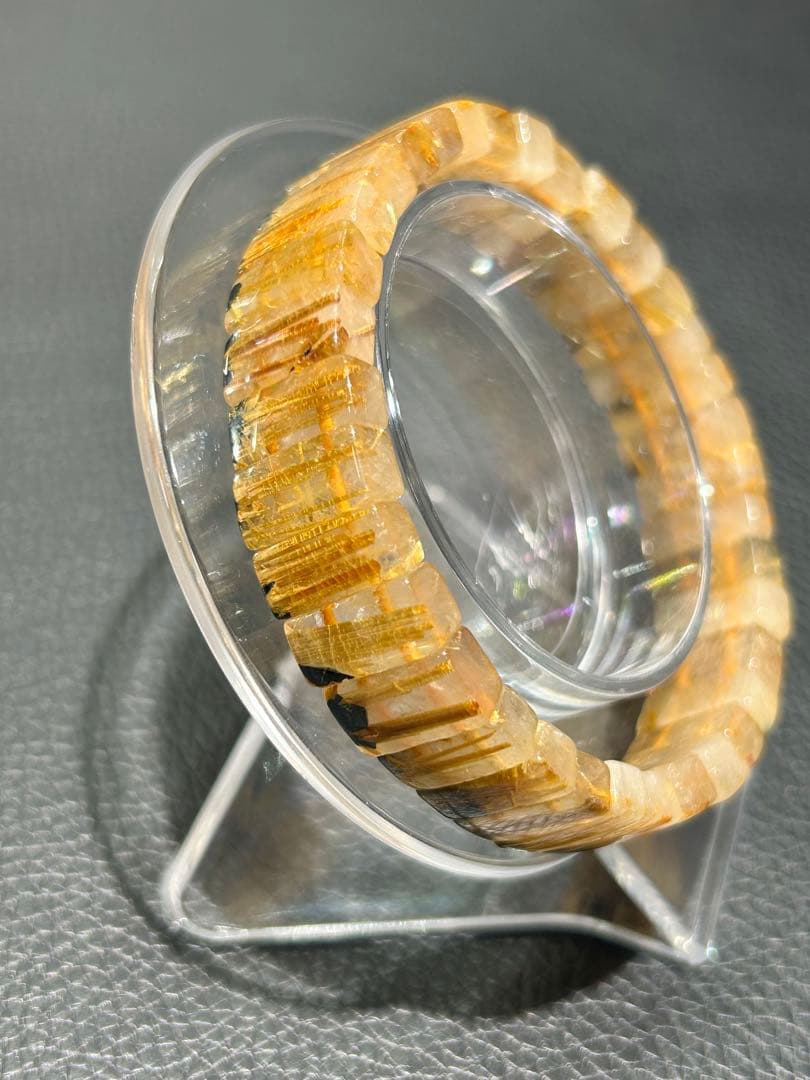 【お値下げ中】高品質 タイチンルチル ゴールド バングル　 贈答用箱付き