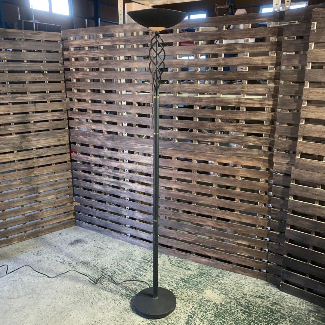 K809 フロアライト／スタンドライト 金属製トーチエール