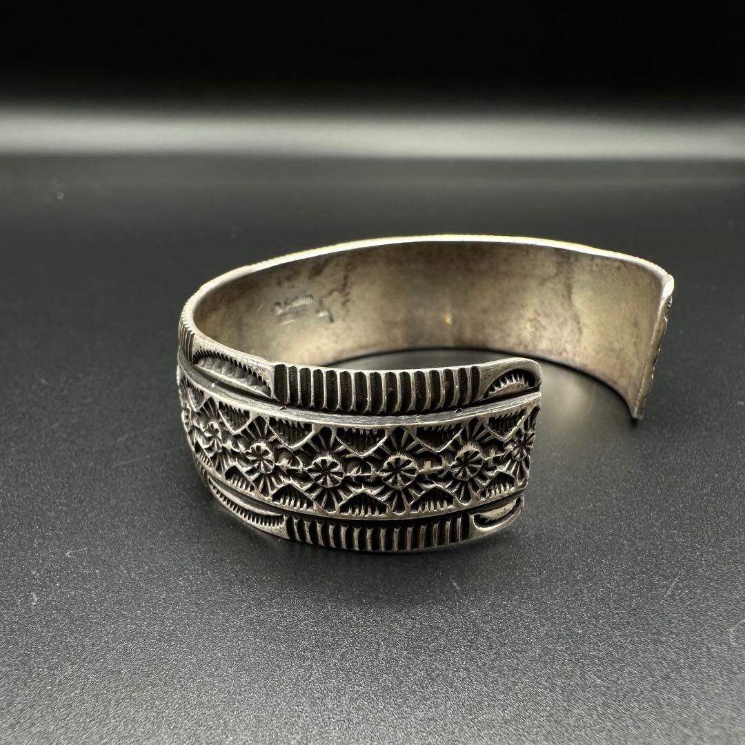Navajo Darrell Cadman スタンプワーク バングル