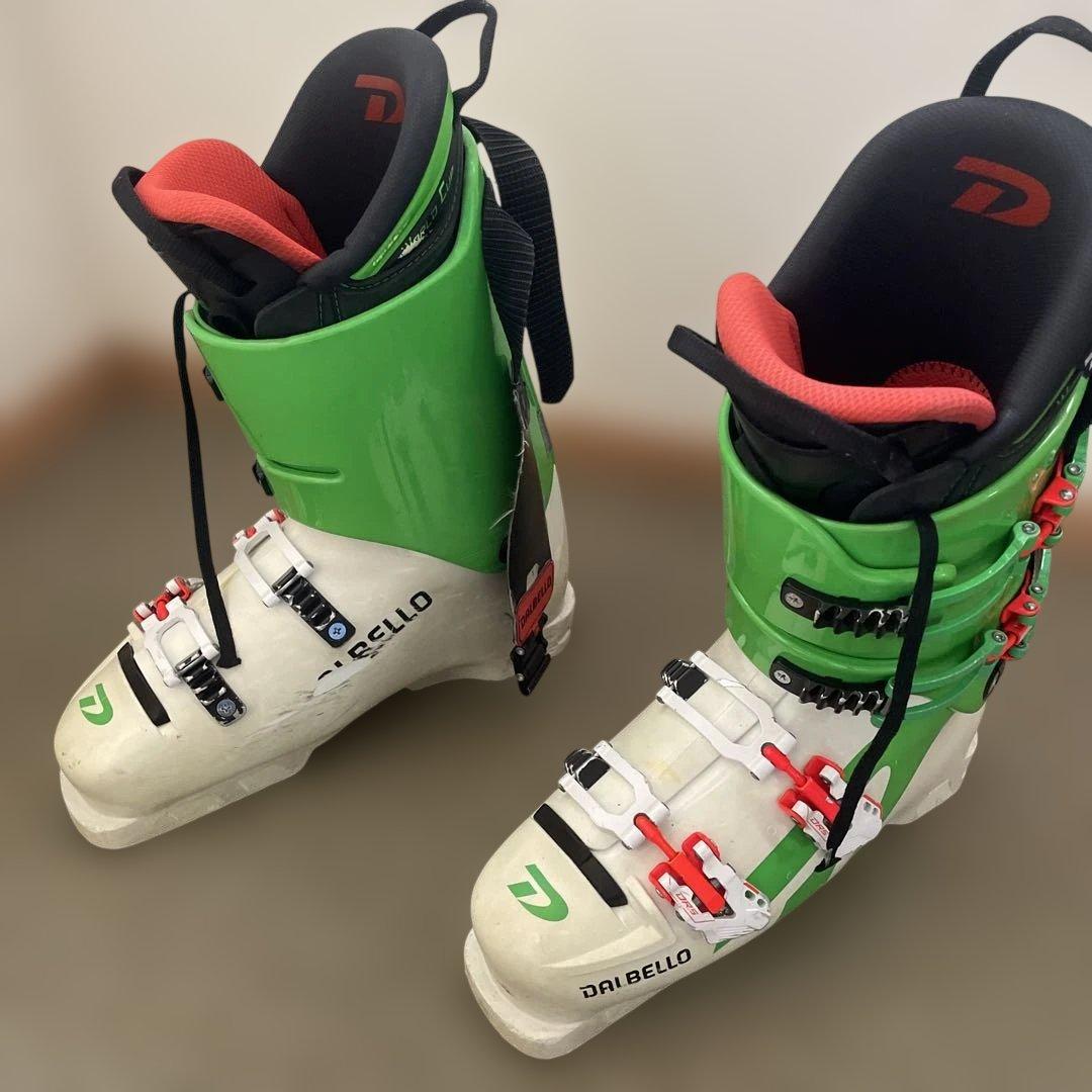 DALBELLO スキー ブーツ ホワイト/グリーン/レッド27.5センチ