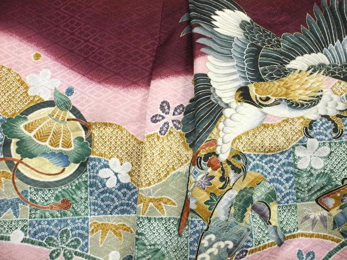 七五三・祝い着に ◇赤紫色系　鷹◇3歳男の子着物・羽織・袴セット6042【中古】